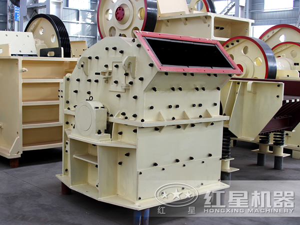 矿石细碎机展示3