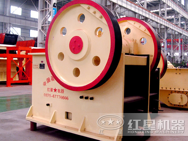 花岗岩颚式破碎机