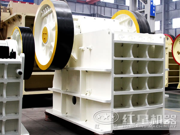 铁矿破碎机 铁矿破碎机