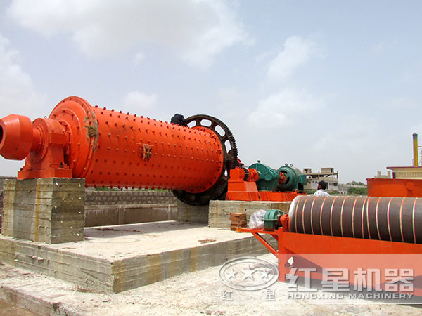 开云体育（中国）设备生产现场