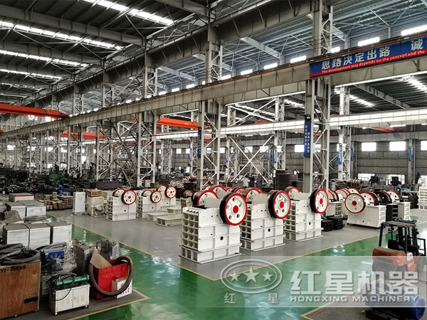 石灰石颚式破碎机车间 石灰石颚式破碎机车间